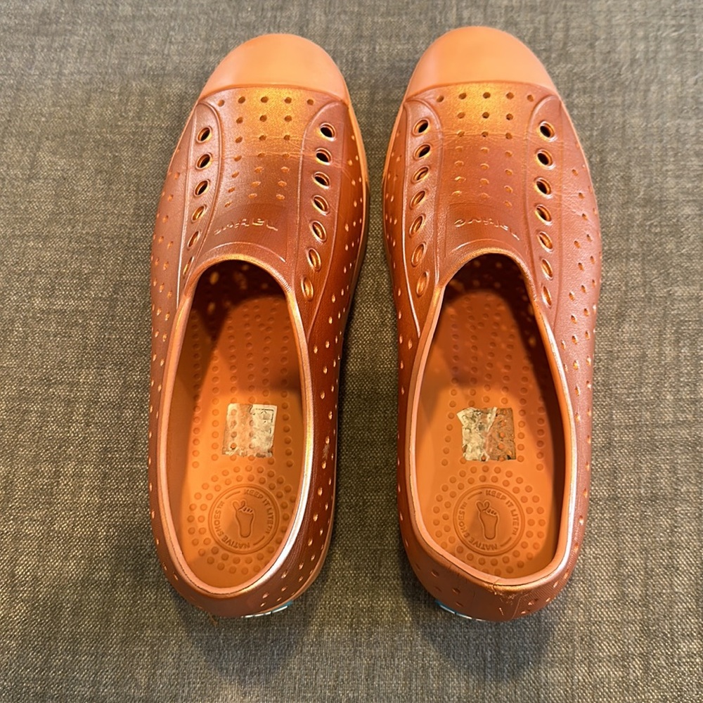 Native shoes - Picture 3 of 6